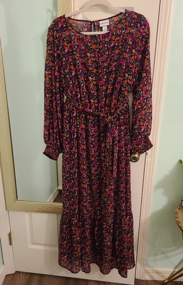 Ava & Viv Dresses & Skirts - NWOT Ava & Viv floral dress